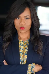 Headshot of Deja Dee
