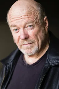 Headshot of Phil Hendrie