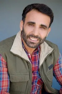 Additional headshot of Iyad Hajjaj